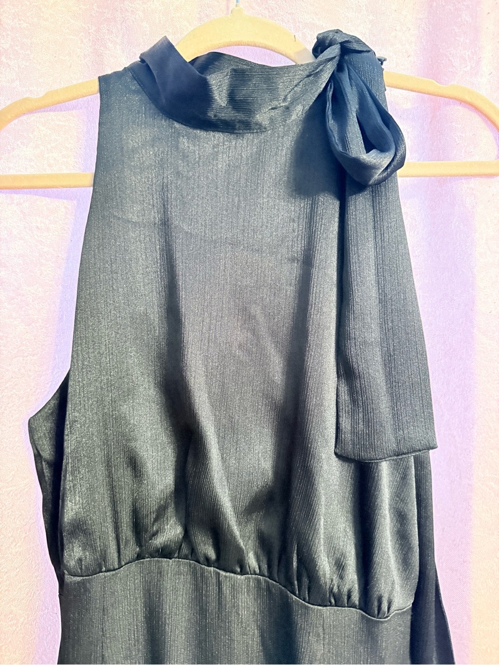 NEW- Nicole Miller Black Tie-Neck Halter Dress 🖤🖤 - Picture 6 of 15